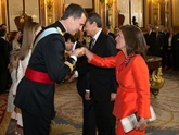 La Familia Real saluda a José Luis Rodríguez Zapatero y Ana Botella, alcaldesa de Madrid