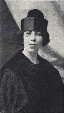 
Carmen López Bonilla, 1ª mujer licenciada en Derecho en España. 1922
