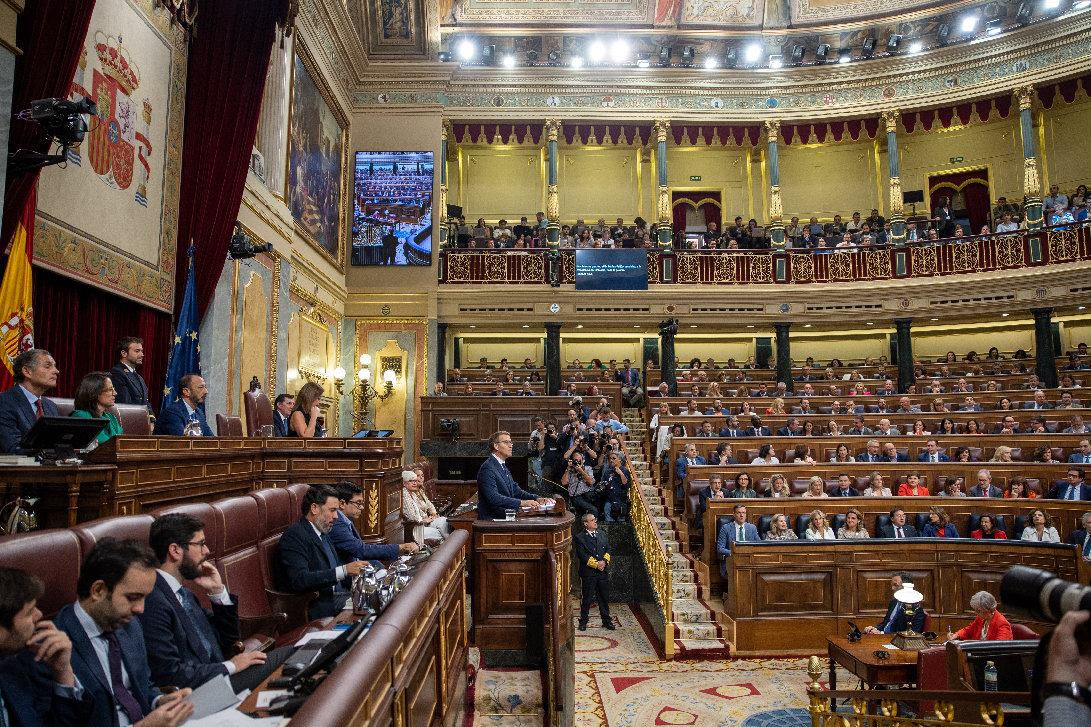El candidato a la presidencia del Gobierno Alberto Núñez Feijóo interviene para explicar su programa y solicitar la confianza de la Cámara.
