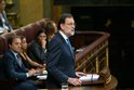 El candidato a la Presidencia del Gobierno, Mariano Rajoy Brey, en la tribuna de oradores durante su turno de palabra