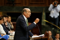 José María Ángel Mazón, diputado del Partido Regionalista de Cantabria, en la Sesión de Investidura del candidato Pedro Sánchez