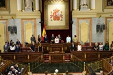 Acatamiento de la Constitución por la Mesa del Congreso de los Diputados: . Ana María Pastor Julián, Presidenta; Vicepresidentes 1º a 4º, José Ignacio Prendes Prendes, Micaela Navarro Garzón, Rosa María Romero Sánchez, María Gloria Elizo Serrano; Secretarios 1º a 4º, Alicia Sánchez-Camacho Pérez, Juan Luis Gordo Pérez, Marcelo Expósito Prieto y Patricia Reyes Rivera