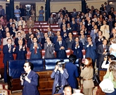 Aplausos desde el hemiciclo a la Mesa elegida