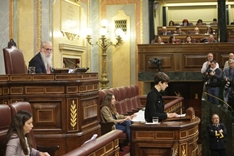 Miembro de la Mesa de Edad. Agustín Zamarrón presidente; Marta Rosique y Lucía Muñoz, secretarias.