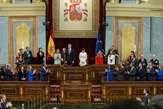 Entrada al hemiciclo de Sus Majestades los Reyes y la Princesa de Asturias doña Leonor y la Infanta doña Sofía, para la Sesión Solemne de apertura de la XIV Legislatura