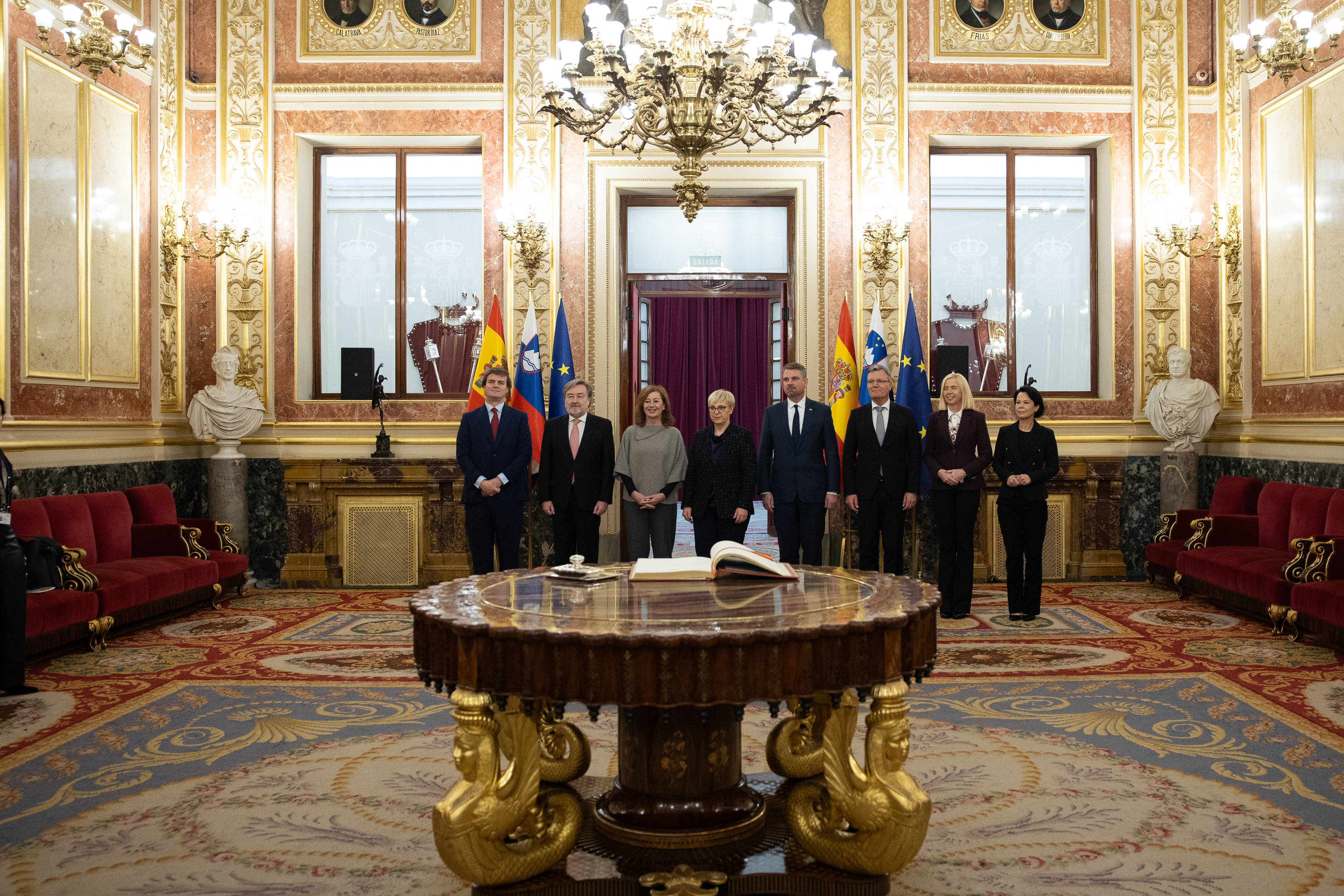 Imagen de la visita oficial de la delegación de Eslovenia.
