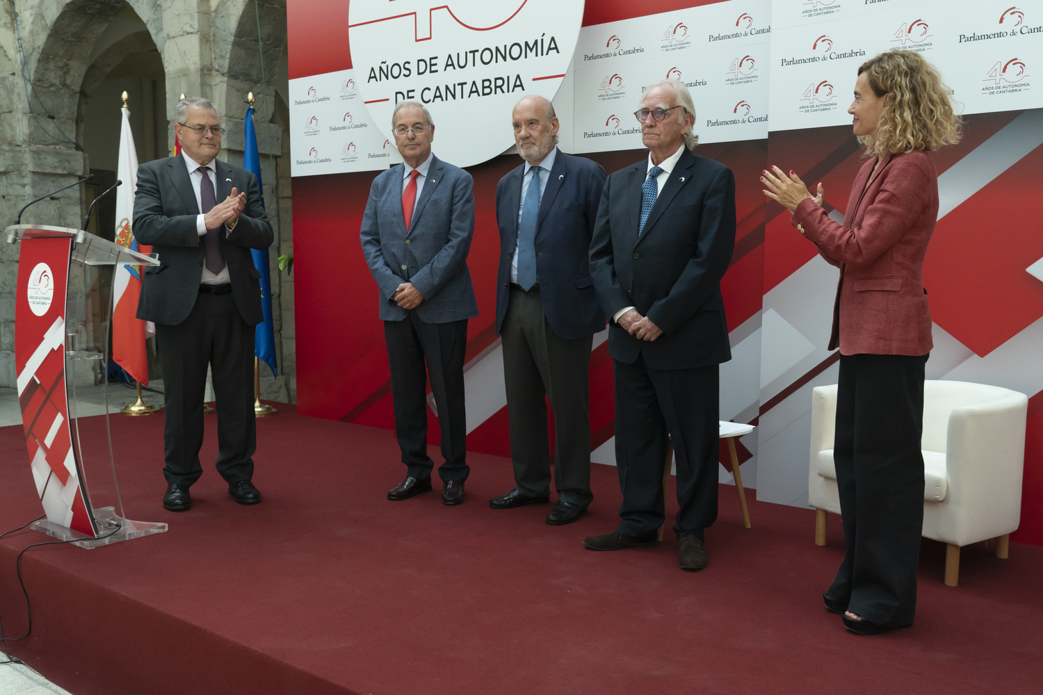 La presidenta del Congreso de los Diputados, Meritxell Batet, participa en el Parlamento de Cantabria en el acto de conmemoración del 40 aniversario del Estatuto de Autonomía.