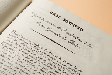 Detalle del Real Decreto para la elección de procuradores para las Cortes del Estatuto Real de 1834. Federico Reparaz.