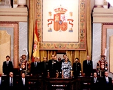 SS.MM. los Reyes, Don Juan Carlos I y Doña Sofía en el interior del Hemiciclo junto a los presidentes del Congreso, D. Félix Pons, y del Senado, D.  Federico de Carvajal