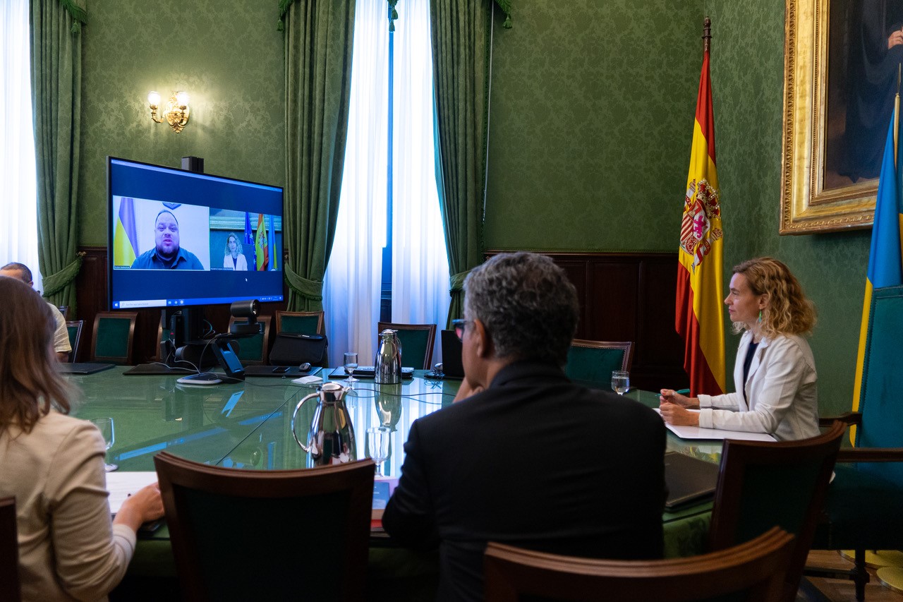 La presidenta del Congreso de los Diputados, Meritxell Batet, mantiene un encuentro por videoconferencia con el presidente del Parlamento de Ucrania, Ruslan Stefanchuk 